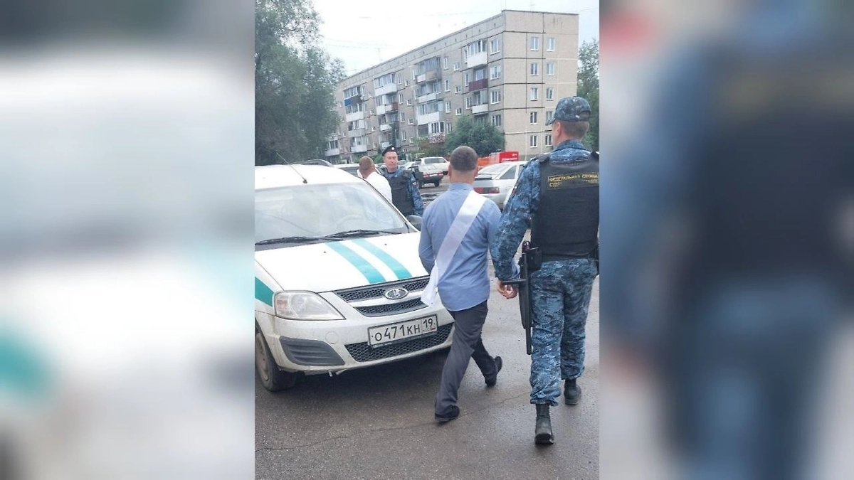 В Хакасии жениха и свидетеля забрали прямо со свадьбы из-за долгов по алиментам. Фото © УФССП России по Республике Хакасия