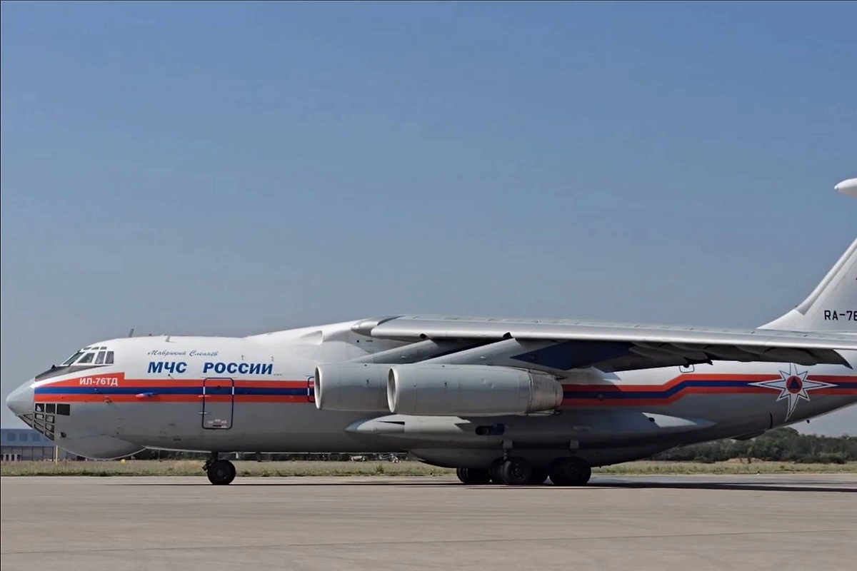 Обложка © МАКС / МЧС России