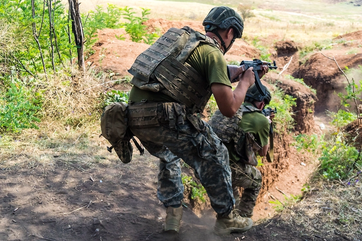 Обложка © Shutterstock / FOTODOM / Jose HERNANDEZ Camera 51