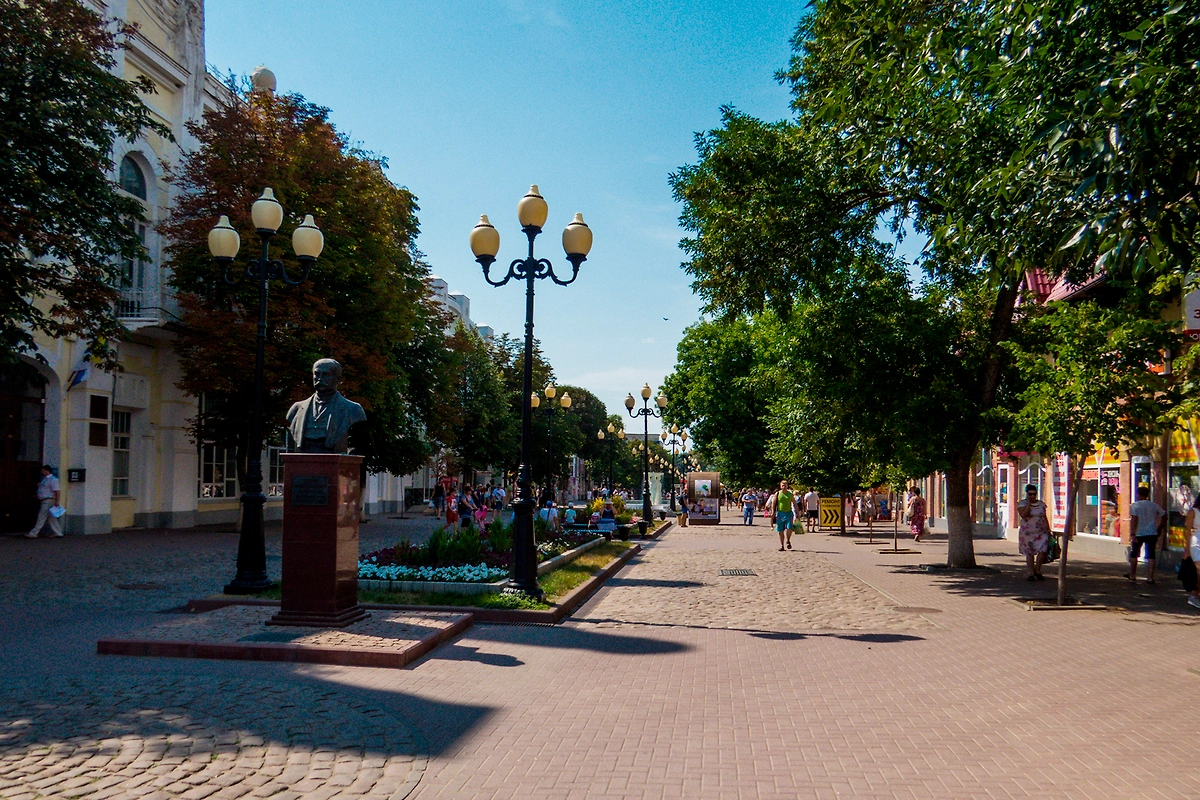 Ейск. Обложка © Shutterstock / FOTODOM / Stock Photos 2000