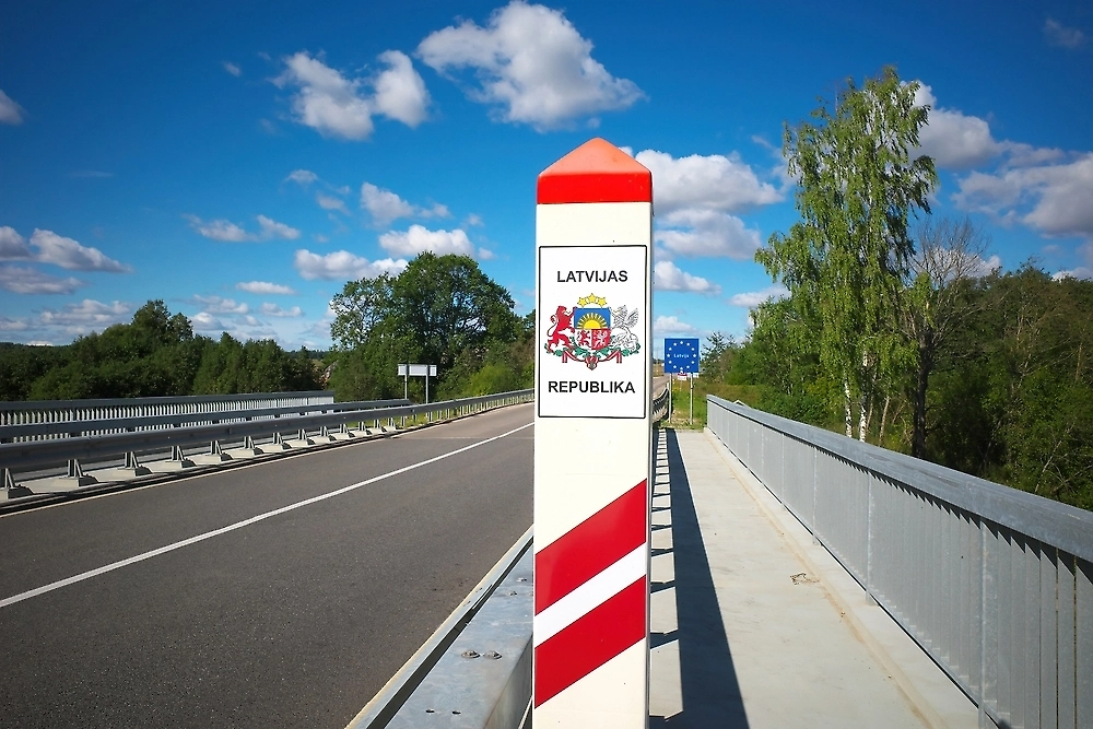 Обложка © Shutterstock / FOTODOM / Igor Shoshin