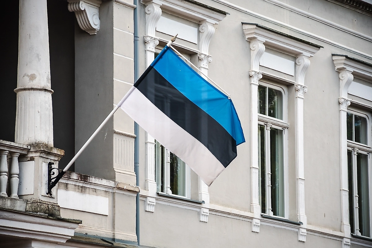 Обложка © Shutterstock / FOTODOM / Michele Ursi