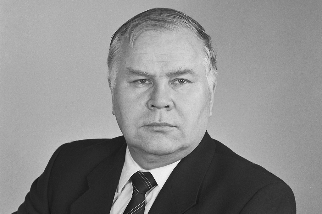 Обложка © ТАСС / Валентин Черединцев