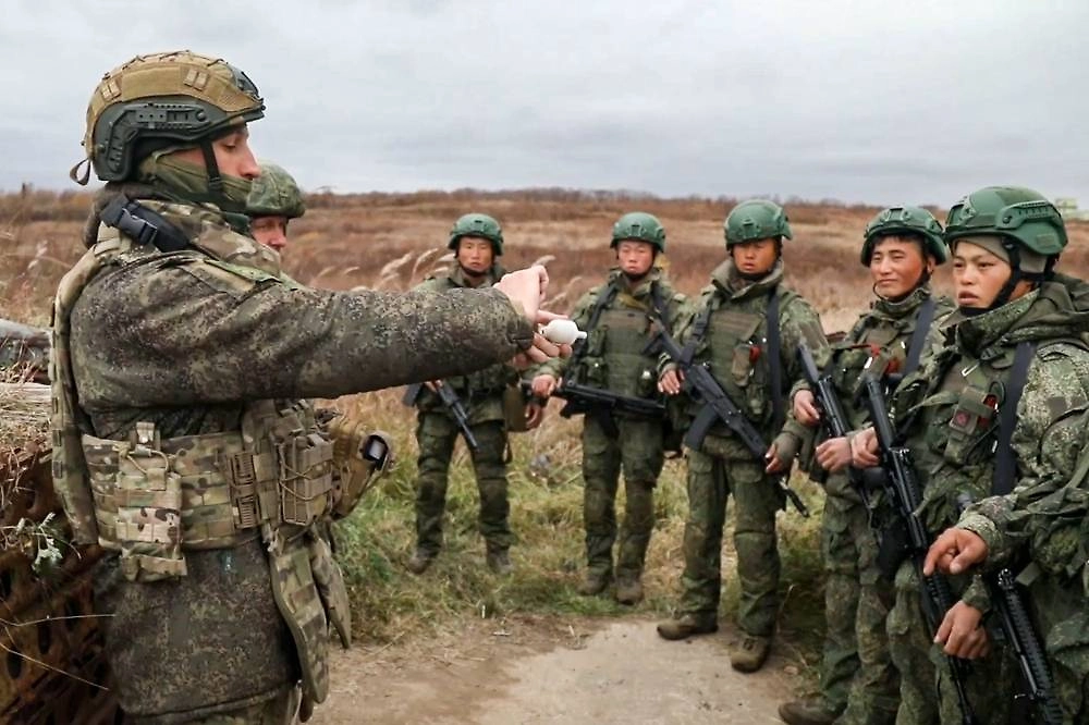 Подготовка военнослужащих из КНДР. Фото © ТАСС