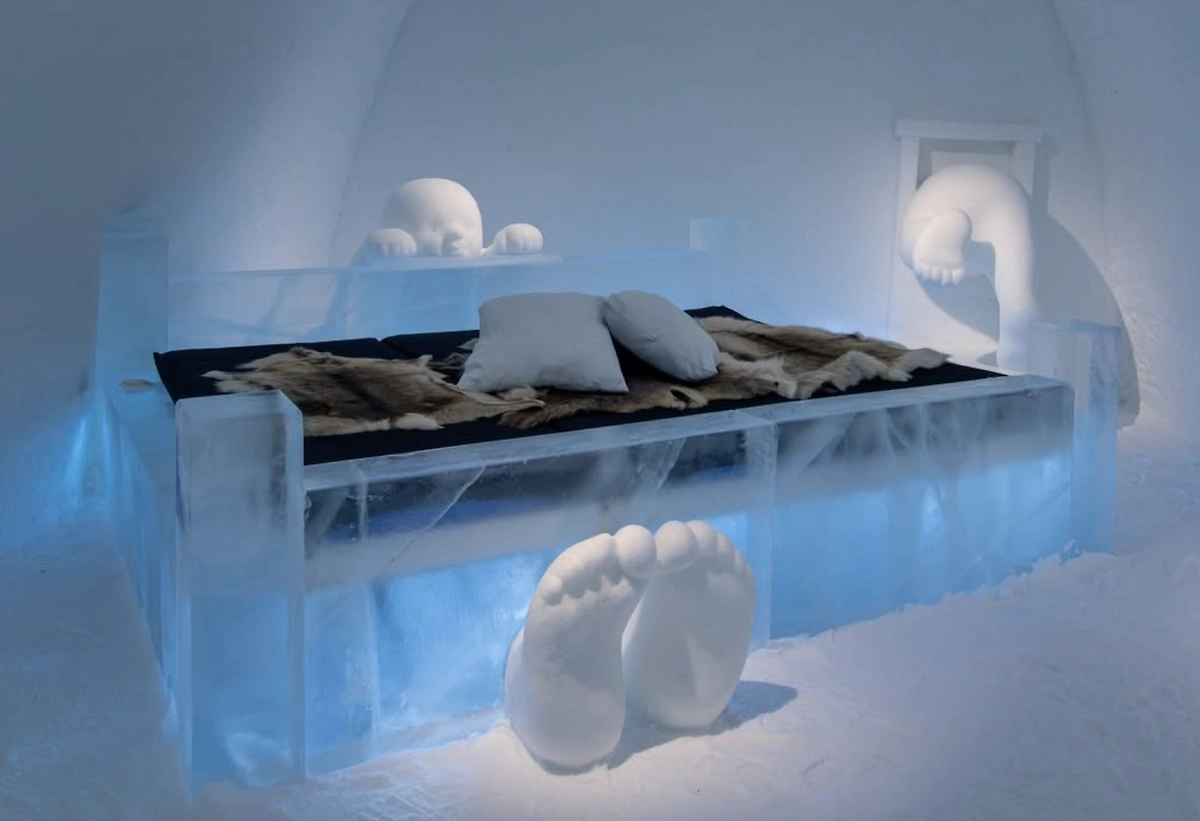 Icehotel в Швеции — гостиница, построенная из снега и льда. Фото © Instagram (признан экстремистской организацией и запрещён на территории Российской Федерации) / icehotelsweden