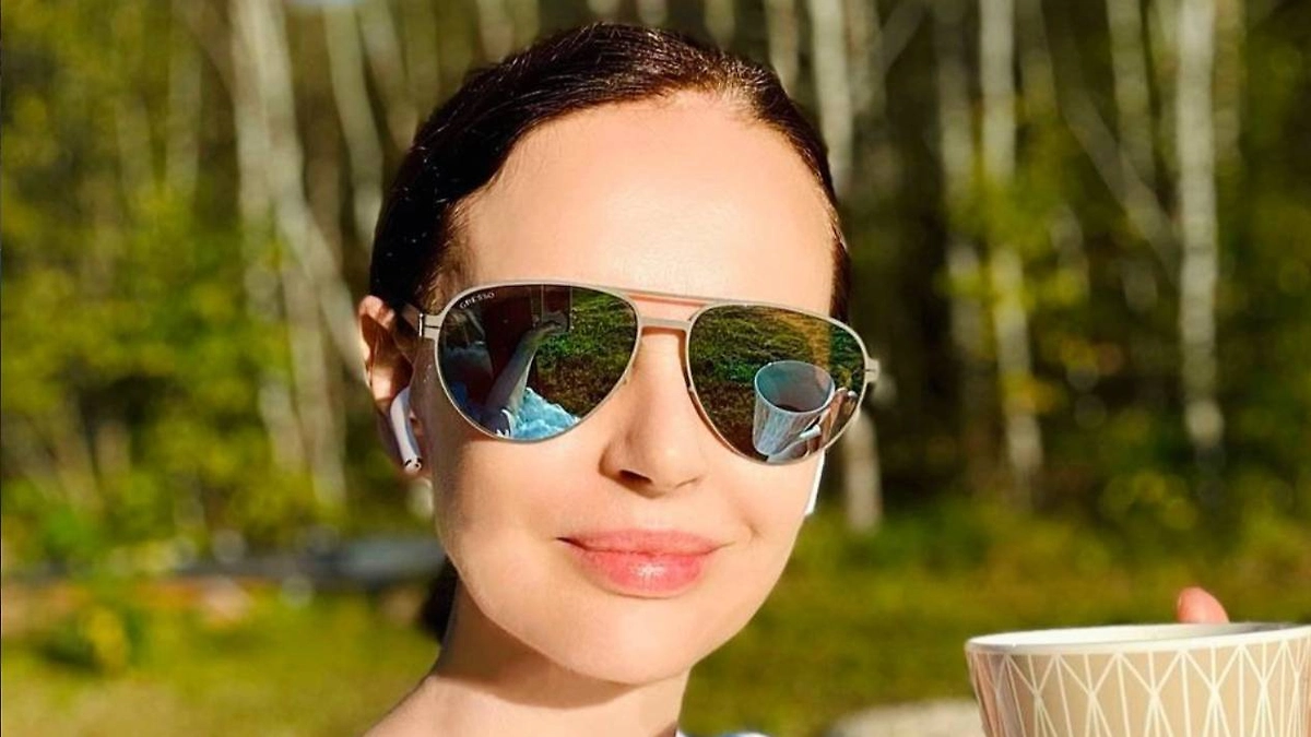 Ирина Безрукова. Обложка © Instagram (признан экстремистской организацией и запрещён на территории Российской Федерации) / irina_bezrukova_official