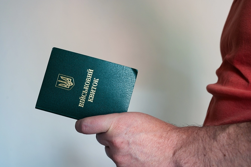 Обложка © Shutterstock / FOTODOM / Dmytro Krutikov