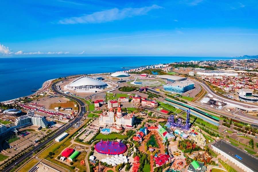 Обложка © Shutterstock / FOTODOM / saiko3p