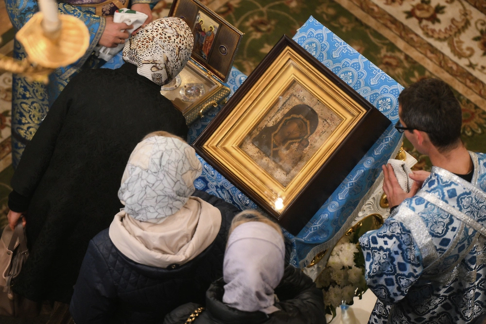 Как правильно молиться перед иконой: советы верующим. Фото © РИА Новости / Александр Кряжев