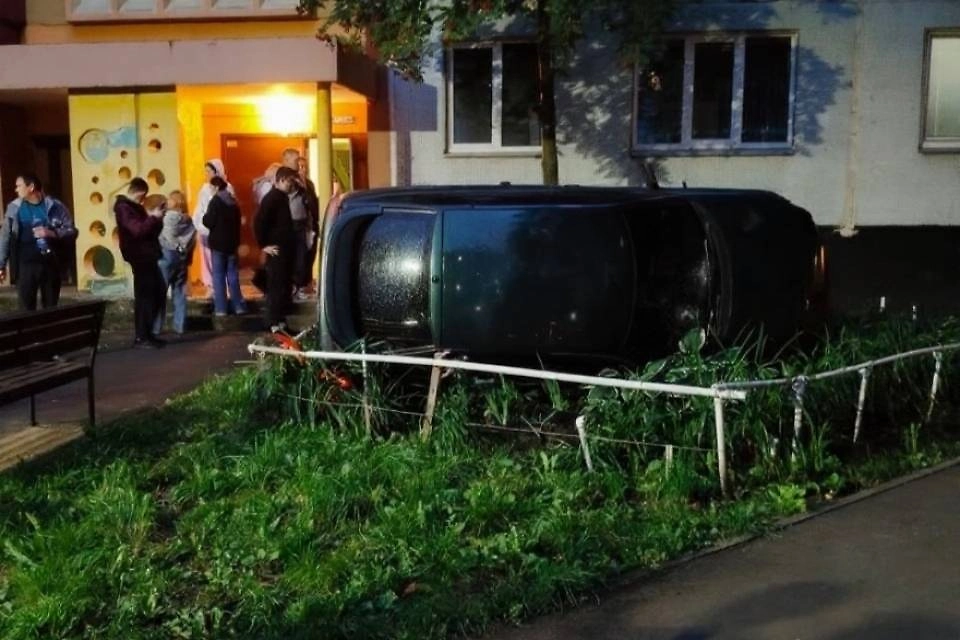 17-летний подросток сбил на машине женщину в Набережных Челнах. Обложка ©Telegram / Набережные Челны Life