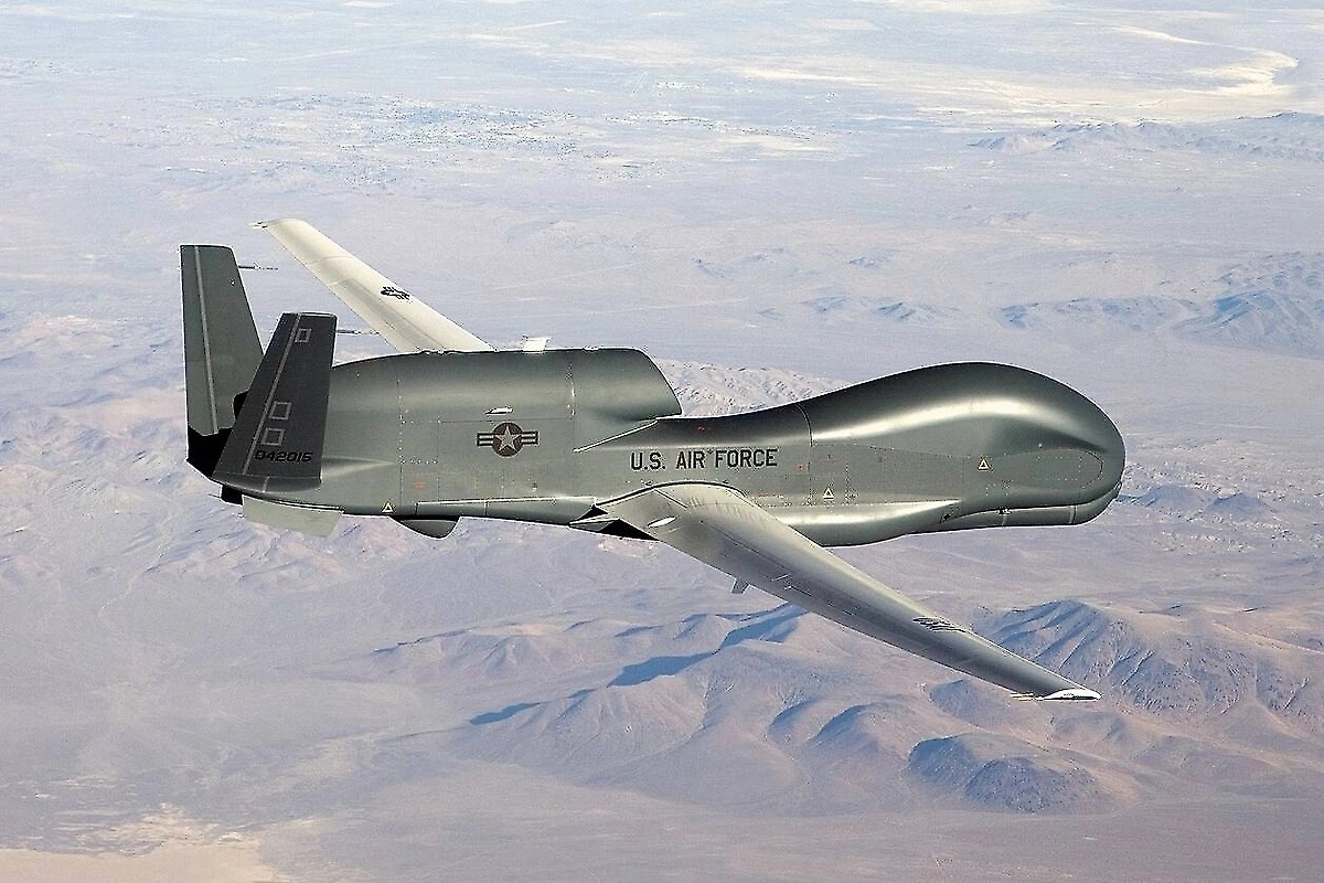 Обложка © Wikipedia / U.S. Air Force