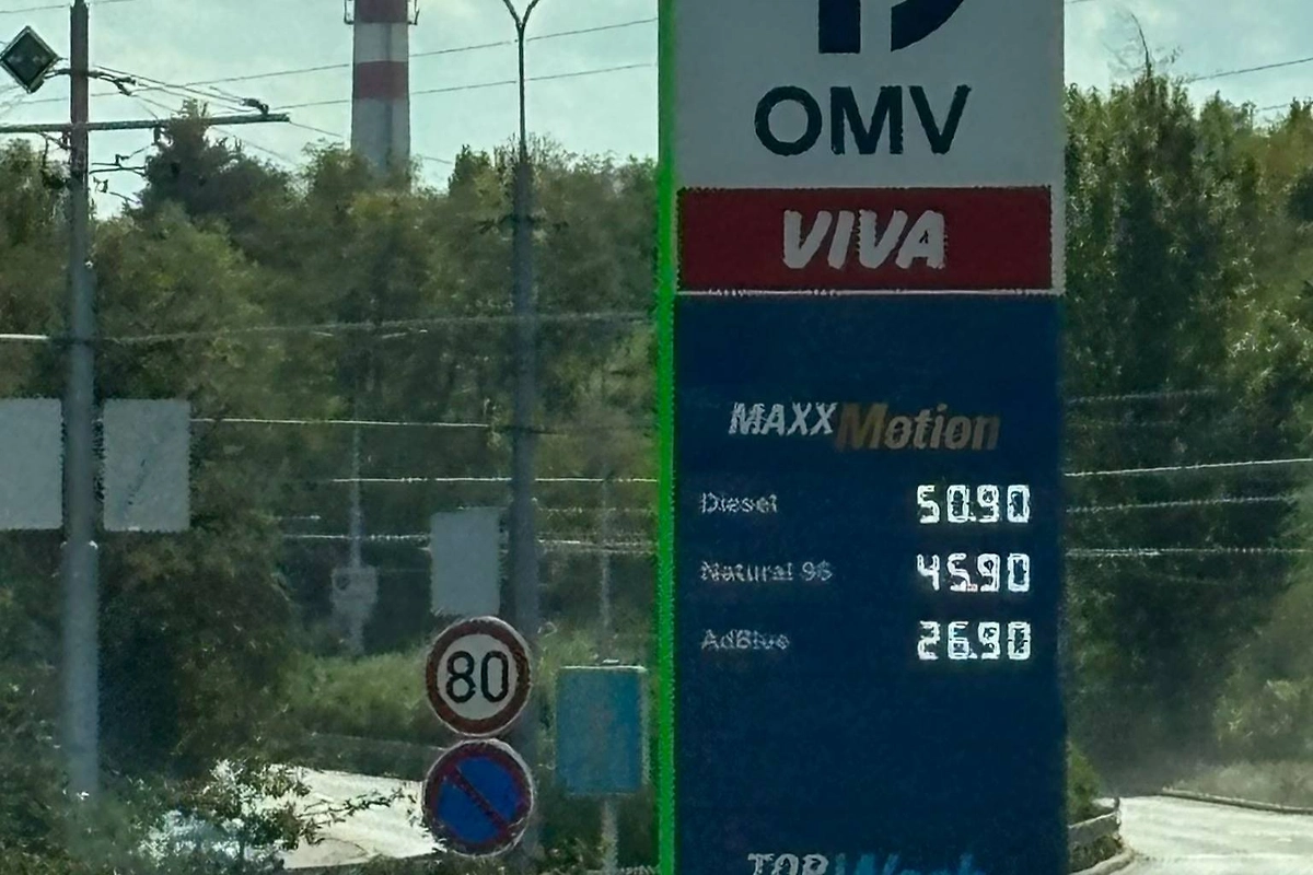 Цена бензина в городе Брно. Фото © X / Šimon Švub