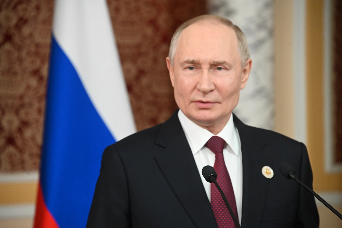 Владимир Путин. Обложка © Life.ru