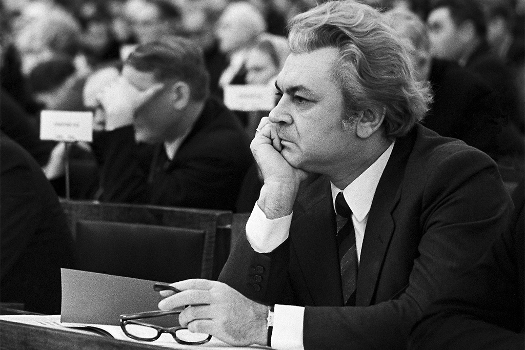 Сергей Бондарчук: путь выпускника ВГИКа от первых ролей до оскароносной эпопеи «Война и мир». Фото © ТАСС / Виктор Великжанин, Василий Егоров