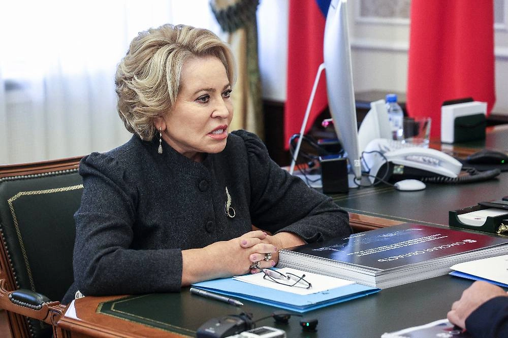 Обложка © ТАСС / Пресс-служба Совета Федерации РФ