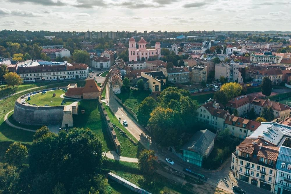 Обложка © Shutterstock / FOTODOM / BelusUAB