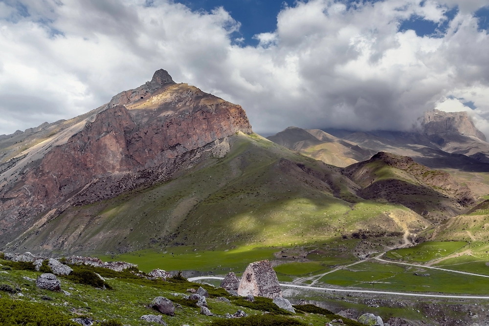 Обложка © Shutterstock / FOTODOM / Armensl