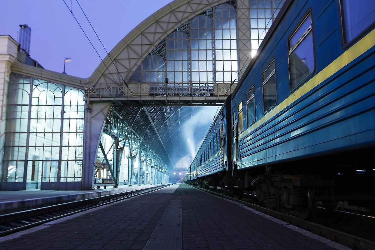 Обложка © Shutterstock / FOTODOM / Suprun Vitaly