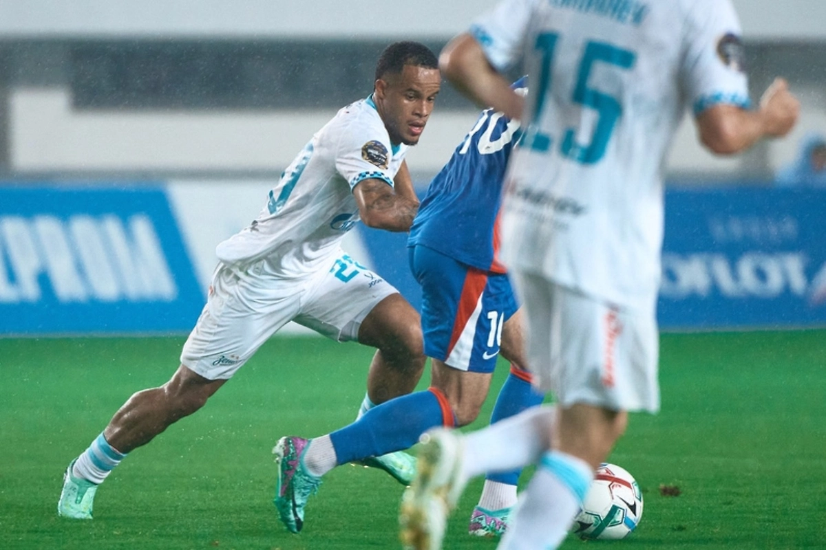 Обложка © fc-zenit