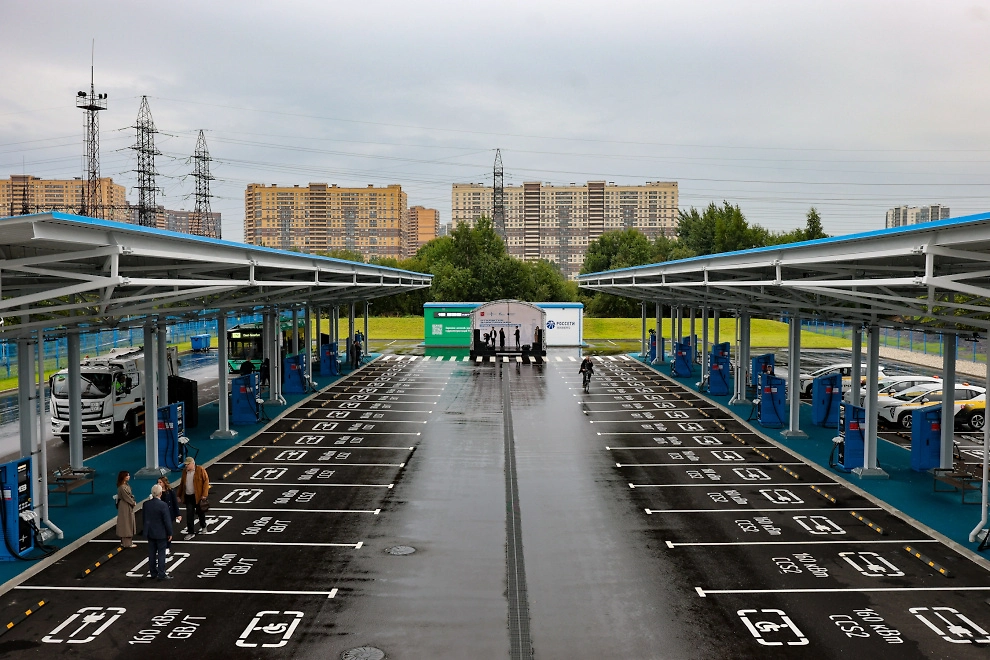 Обложка © gov.spb