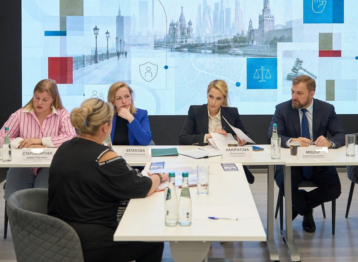 Лантратова считает, что проблема часто не в отсутствии закона, а в том, как он исполняется на практике. Фото © Пресс-служба Уполномоченного по правам человека