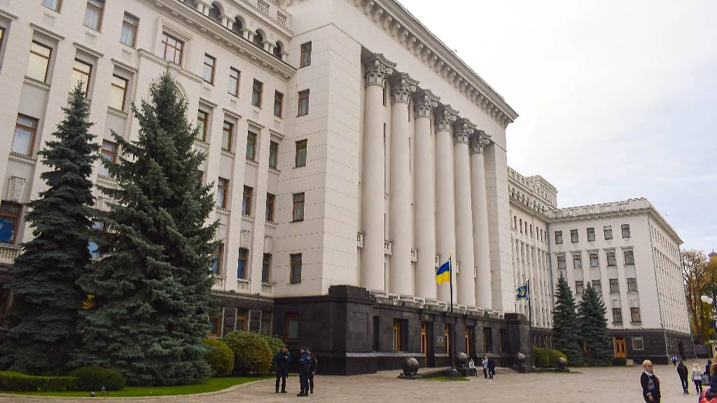 Обложка © Shutterstock / FOTODOM / Lina Reshetnyk