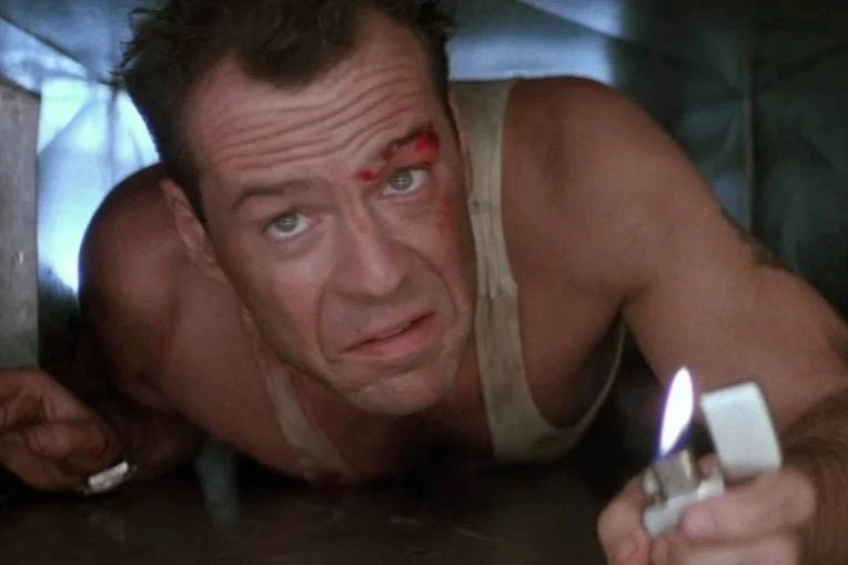 «Крепкий орешек»: как в России переводили название фильма Die Hard. Фото © кадр из фильма «Крепкий орешек», режиссёр Джон Мактирнан, сценаристы Родерик Торп, Джеб Стюарт, Стивен Е. де Соуза
