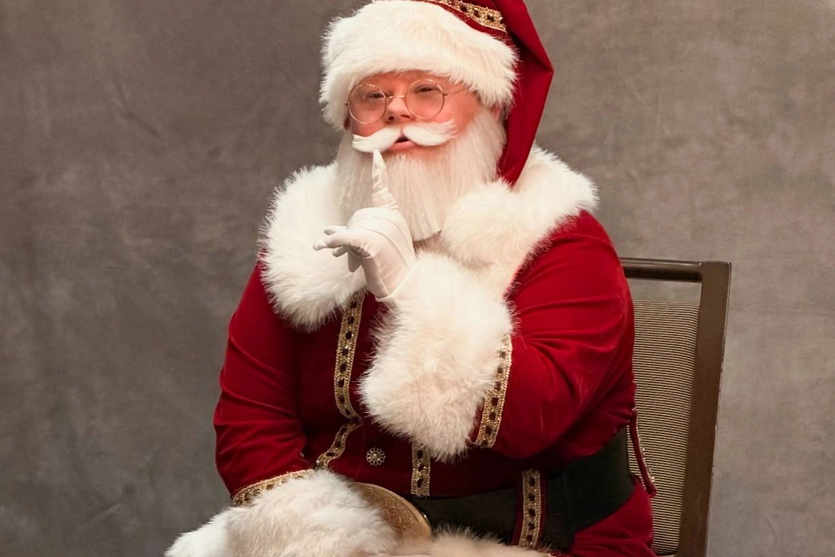 Обложка © nationalsantaagency.com