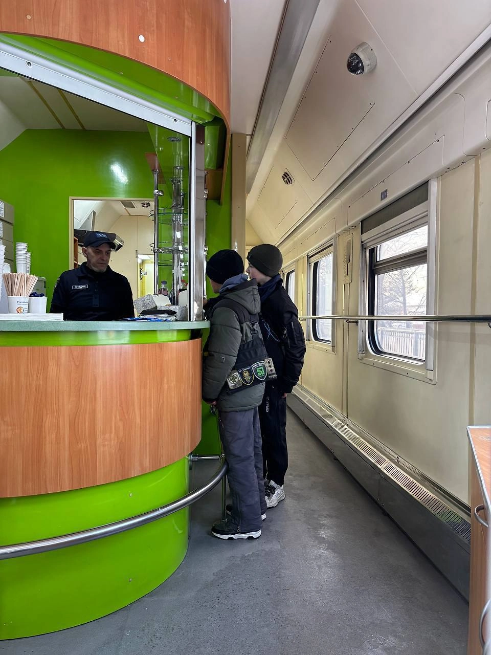 Вагон «незламности» от ЖД Незалежной. Фото © Telegram / Colonelcassad