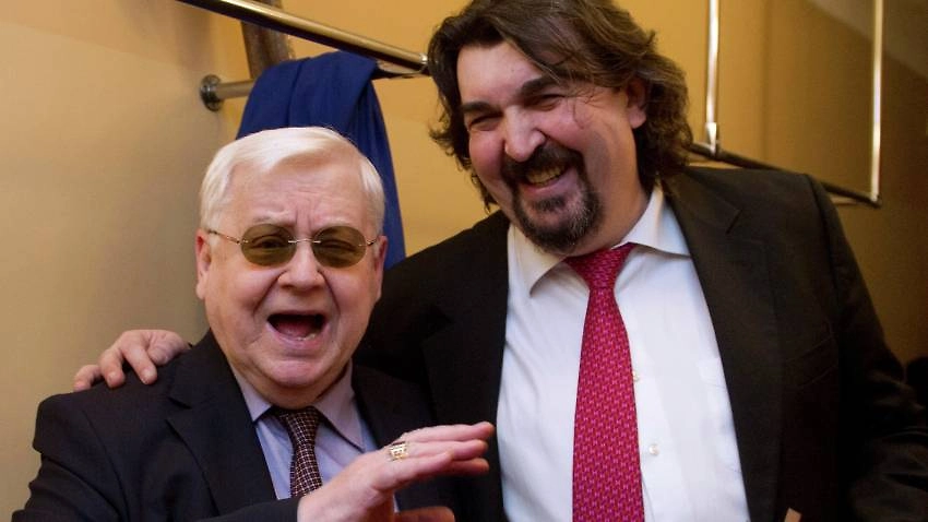 Скончался актёр МХТ Игорь Золотовицкий: роли и достижения. Олег Табаков и директор ЦДА Игорь Золотовицкий. Фото © РИА Новости / Илья Питалев