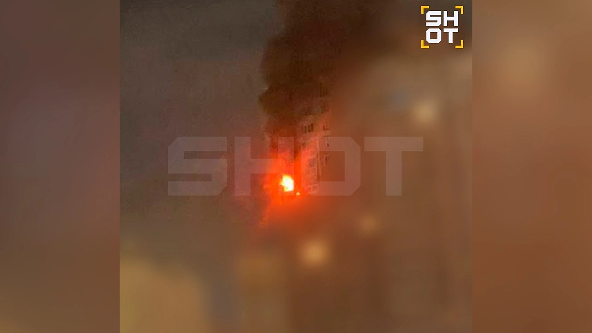 Обломки БПЛА ВСУ влетели в жилой дом в Ростове-на-Дону. Фото © SHOT