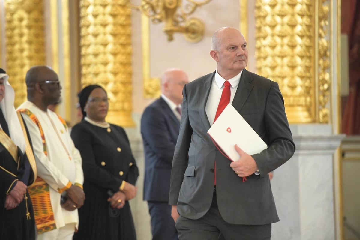 Посол Швейцарии Юрг Стефан Бурри. Фото © Life.ru