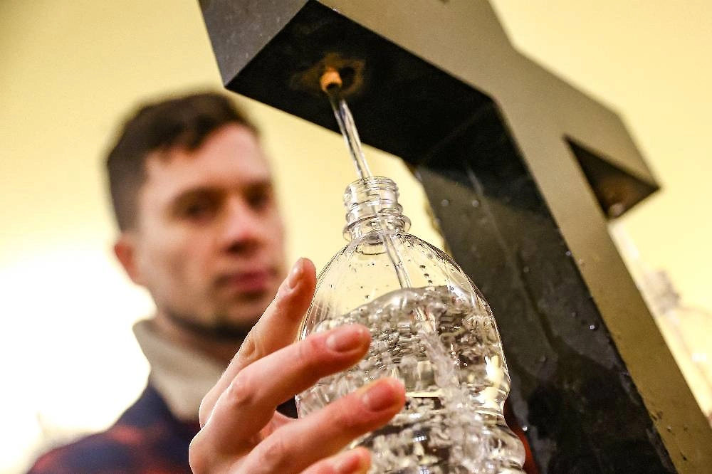 Крещенская вода: как хранить и использовать святую воду из храма. Фото © ТАСС / Александр Рюмин