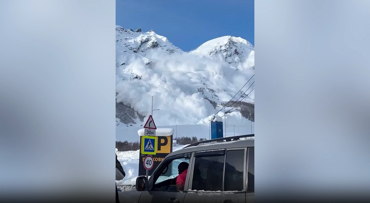 Обложка © Instagram (признан экстремистской организацией и запрещён на территории Российской Федерации)/ 07_elbrus