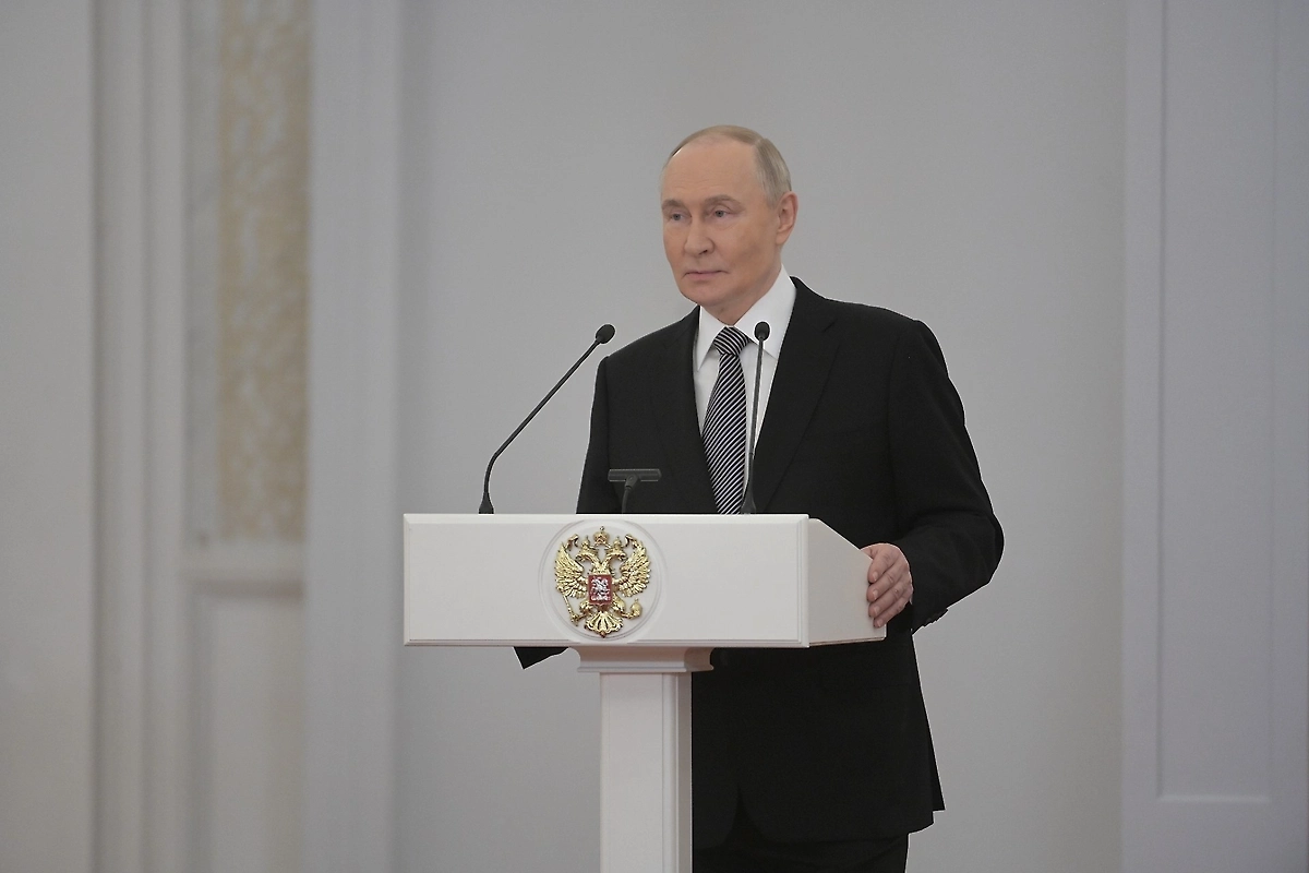 Владимир Путин. Обложка © Life.ru