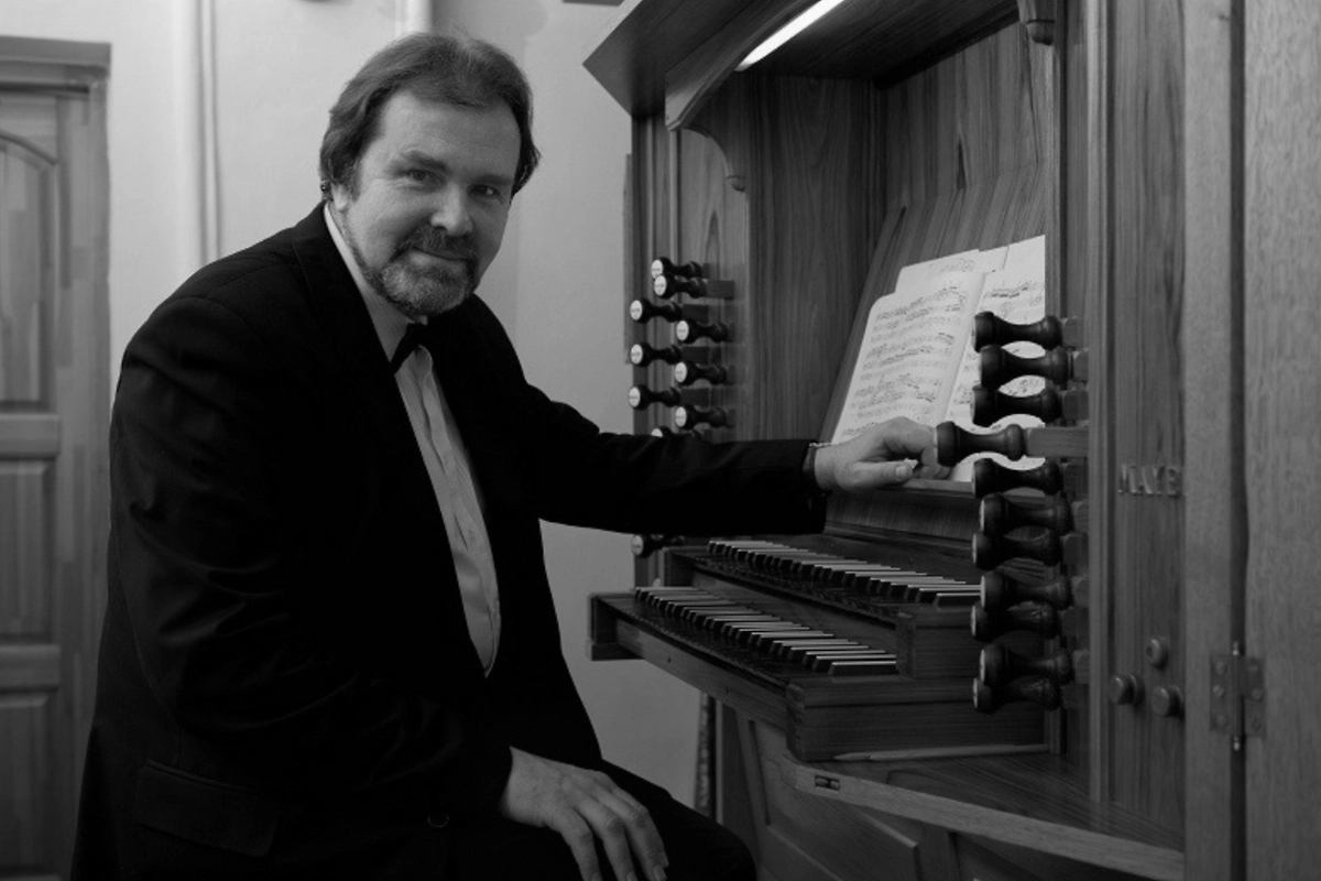 Алексей Паршин. Обложка © muzlifemagazine.ru