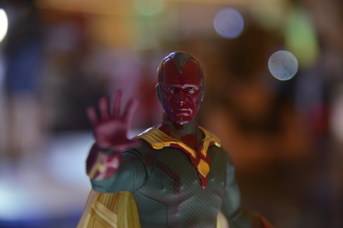 «Квест Вижна» — андроид Marvel ищет утраченные воспоминания, Disney+. Фото © Shutterstock / FOTODOM / Sarunyu L