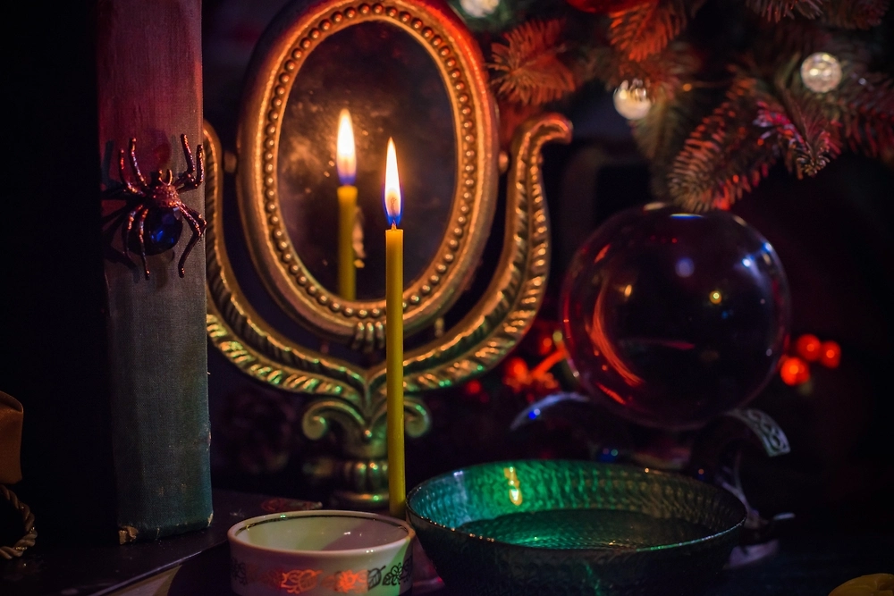 Можно ли на старый Новый год гадать и что нельзя делать. Фото © Shutterstock / FOTODOM / T.Den_Team