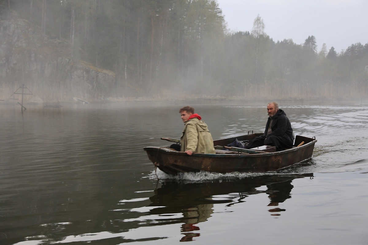 «На Луне», 2020: триллер Кончаловского о мажоре. Фото © «На Луне», режиссёр Егор Кончаловский, сценаристы Милена Фадеева, Алексей Поярков / Kinopoisk