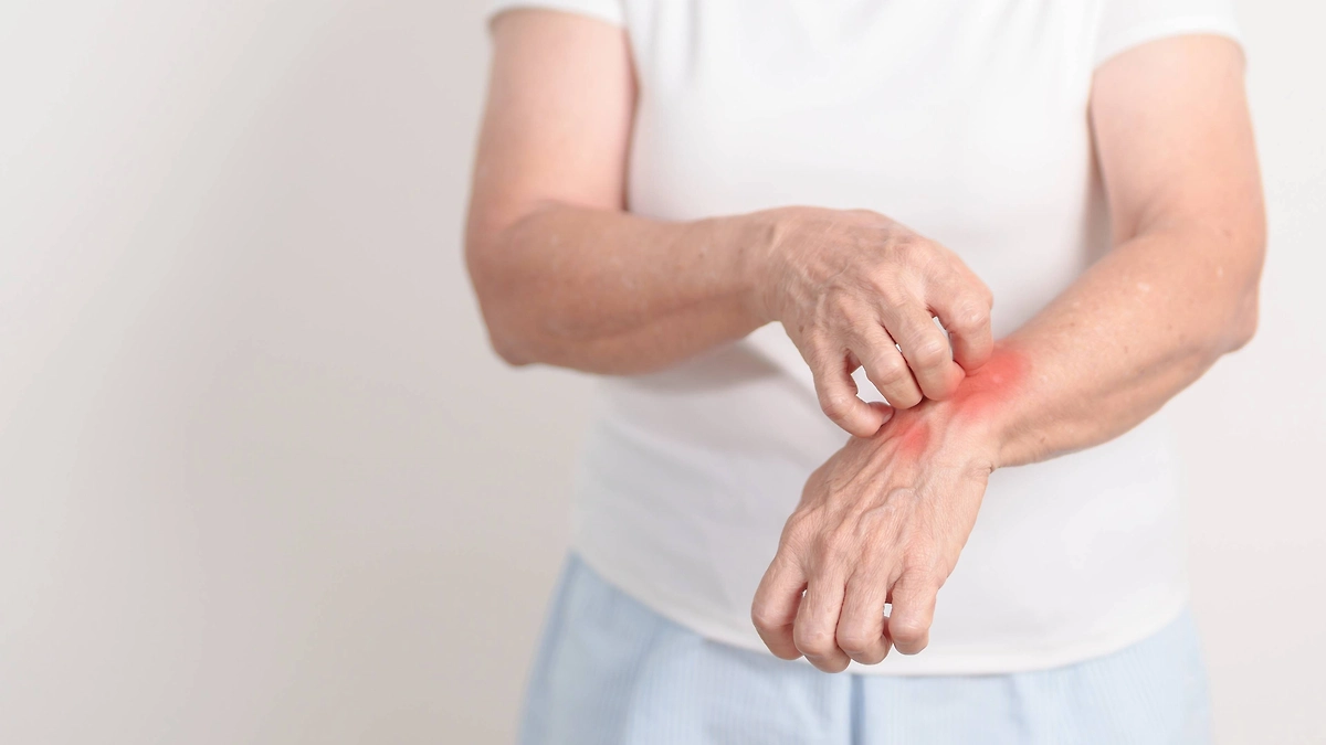 Обложка © Shutterstock / FOTODOM / Jo Panuwat D