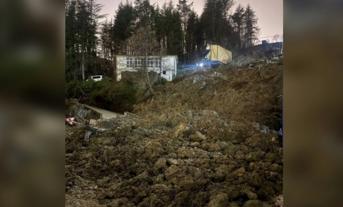 Оползень в Сочи. Фото © VK / Лента новостей Сочи | Новости Сочи