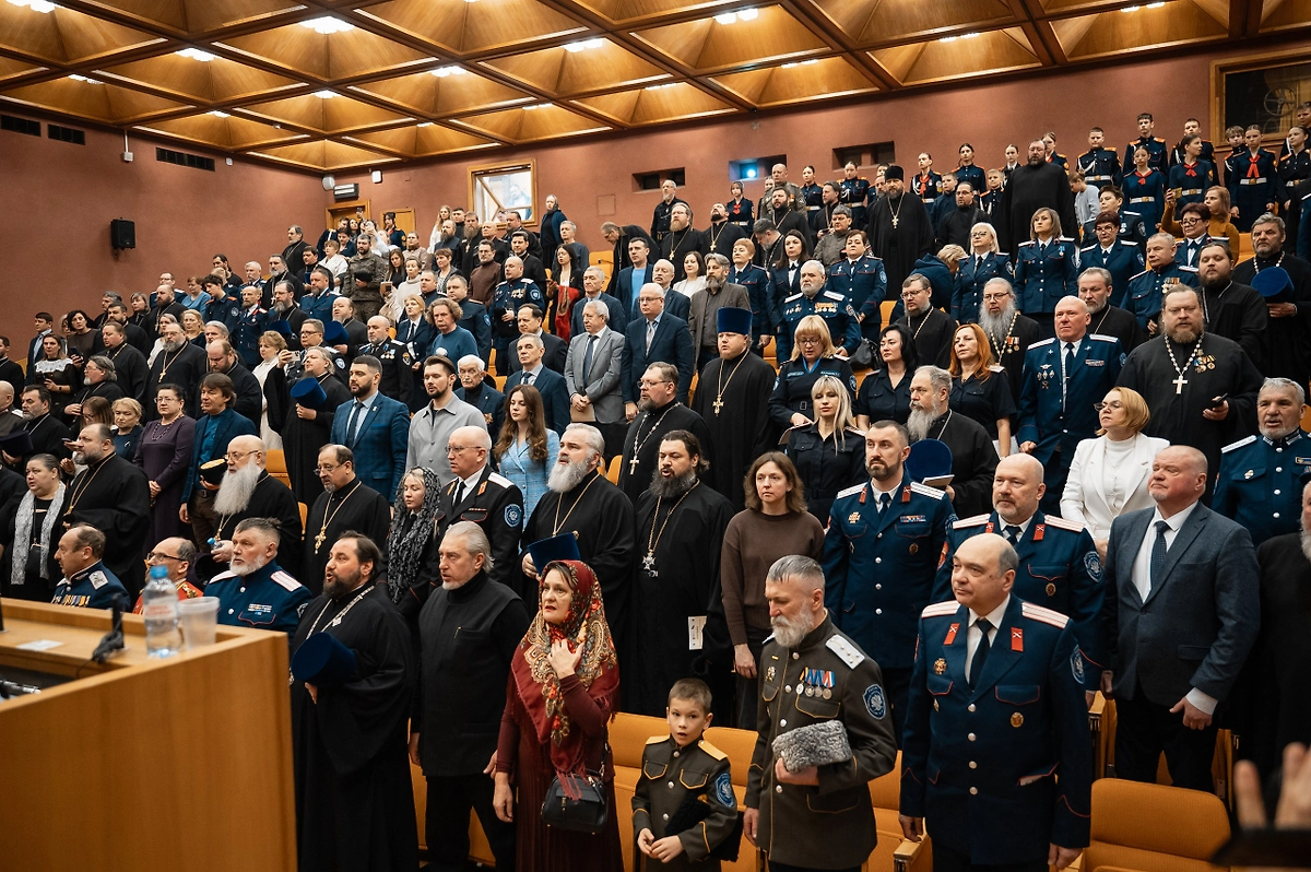 Посетители выставки. Фото © Предоставлено Life.ru