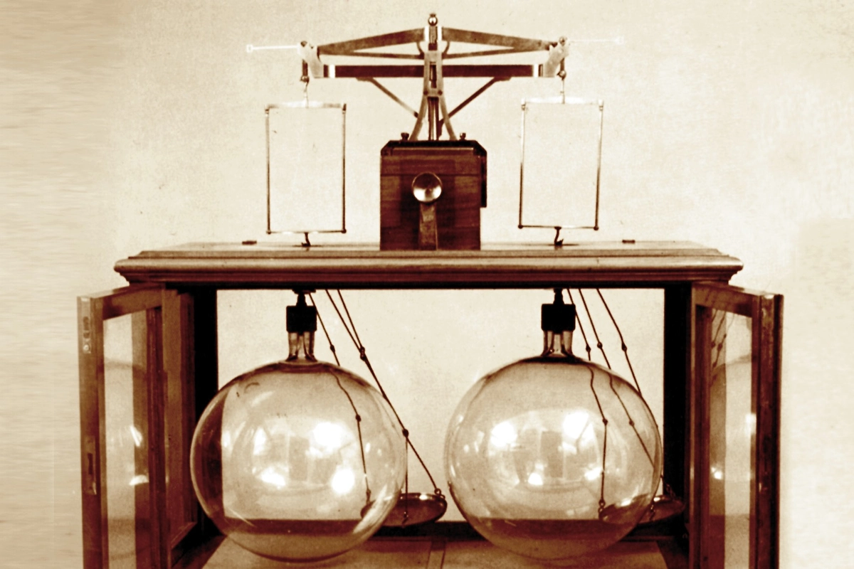 Секреты Менделеева: от безвоздушного пространства до нефтепровода. Фото © Wikipedia / Serge Lachinov