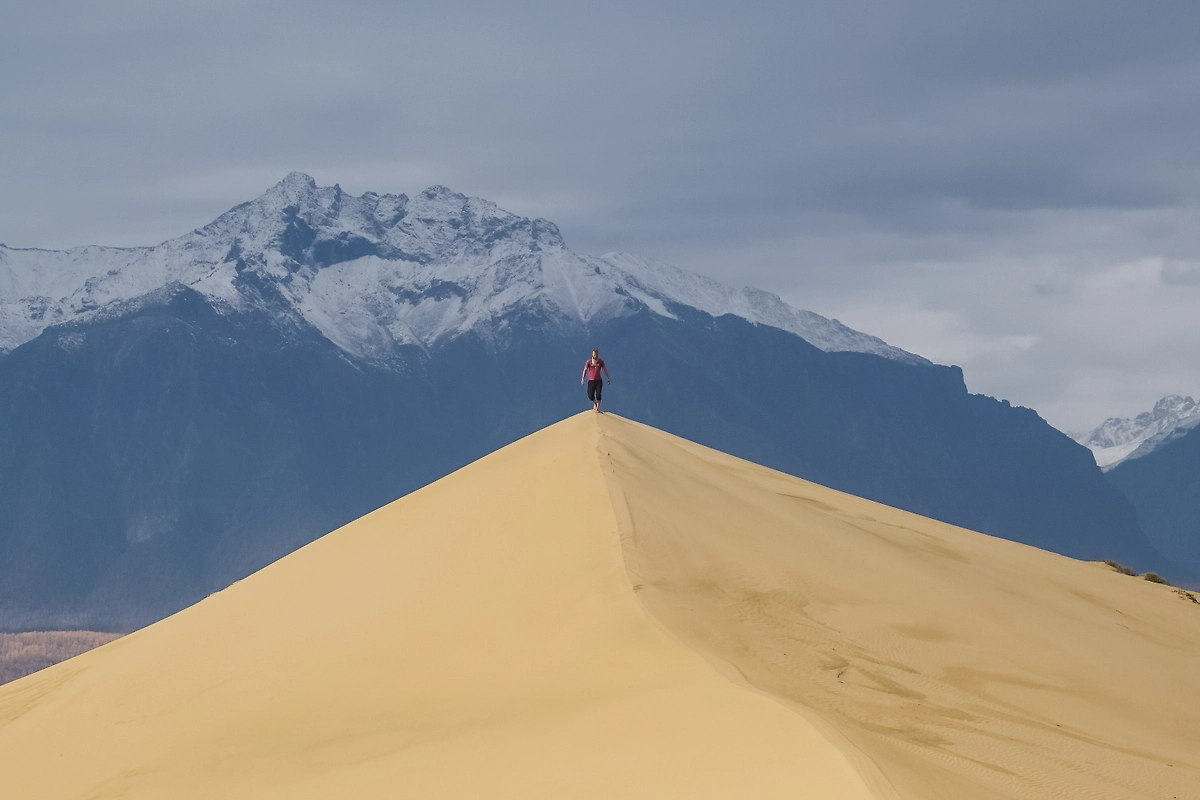 Чарские пески в Забайкалье — пустыня среди сибирской тайги. Фото ©  Shutterstock / FOTODOM / paha1205