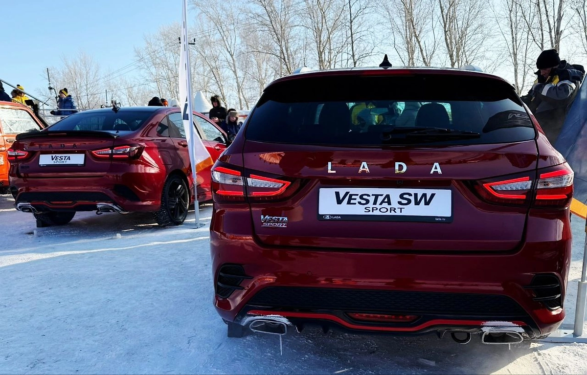 Стоимость Lada Vesta Sport ожидается в районе 2,8 млн рублей. Фото © Telegram / RCI News | Russian Car Industry