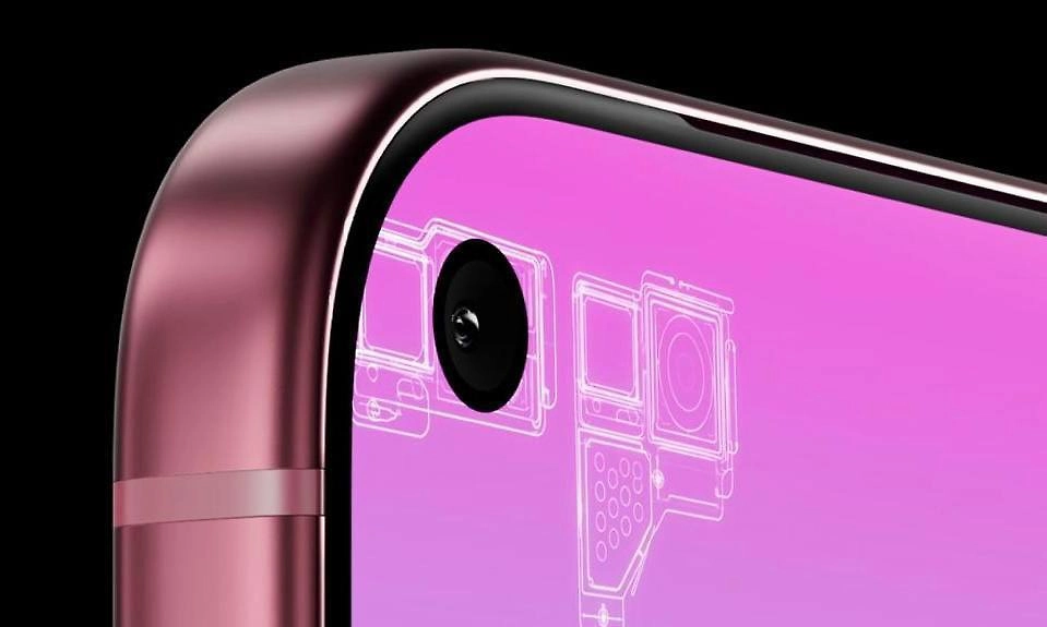 В новых iPhone 18 камера может переехать в левый угол. Фото © Telegram