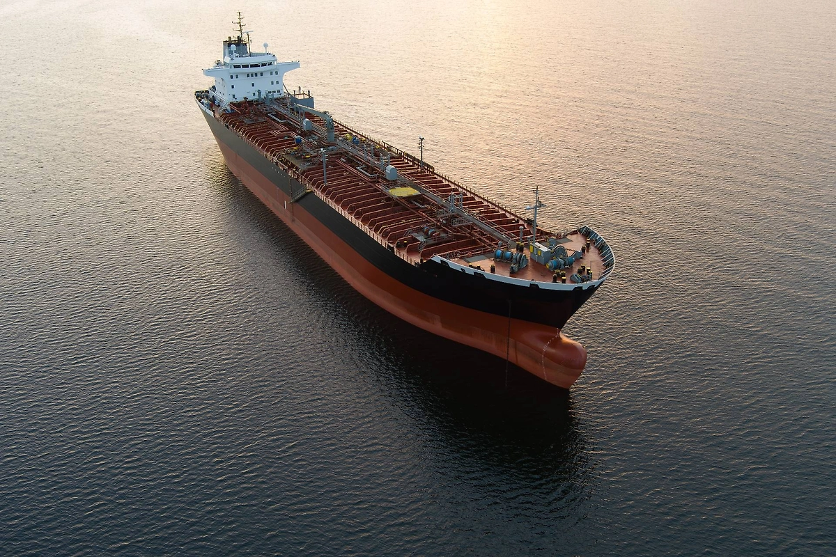 Обложка © Shutterstock / FOTODOM / Dmitri T