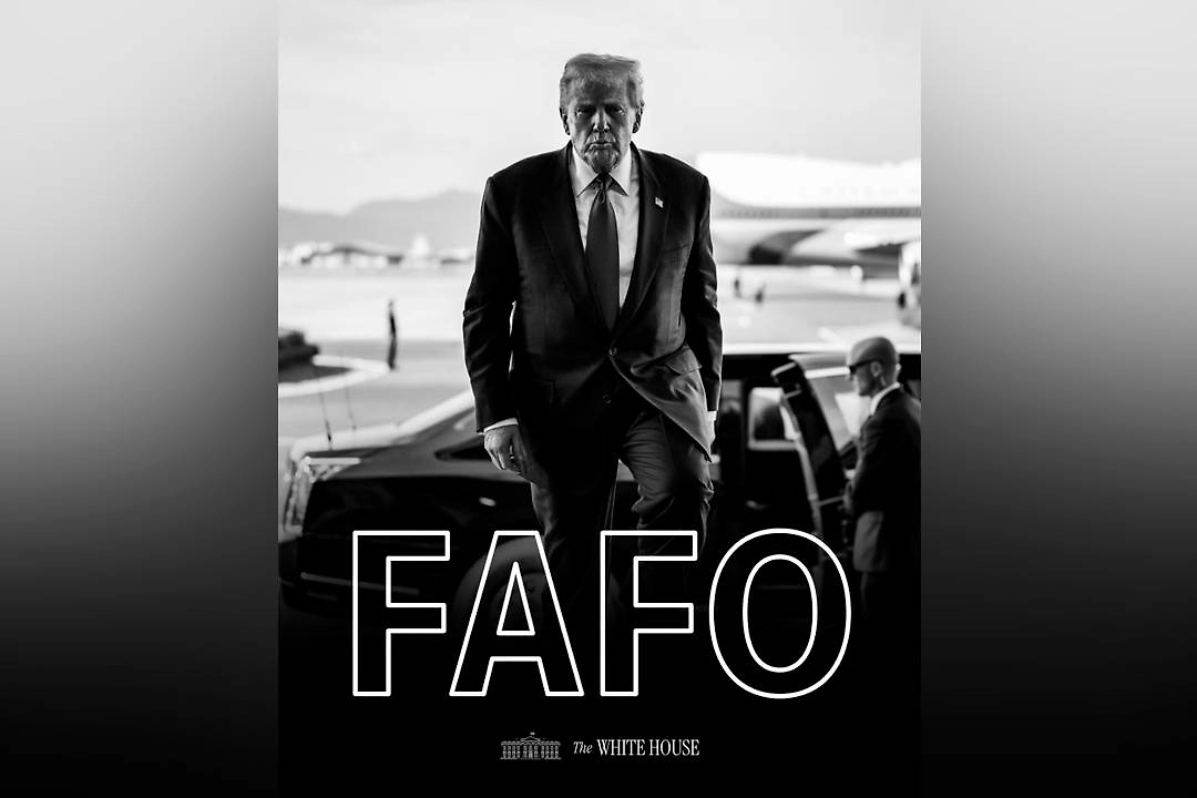 Белый дом опубликовал постер с Трампом и нецензурным мемом. Фото © X / The White House