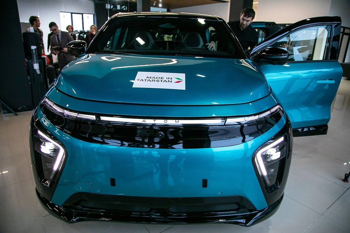 В Нижнекамске официально презентовали электромобиль «Атом». Обложка © Telegram / Радмир Беляев. Нижнекамск