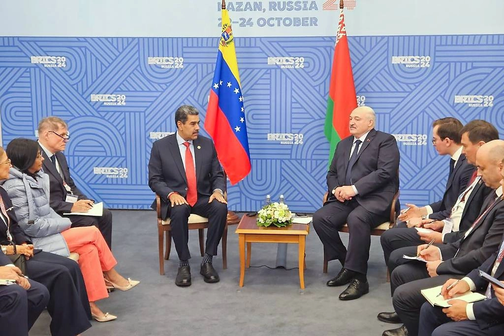 Лукашенко: «Венесуэльский сценарий» в Беларуси невозможен - новости news from life.ru